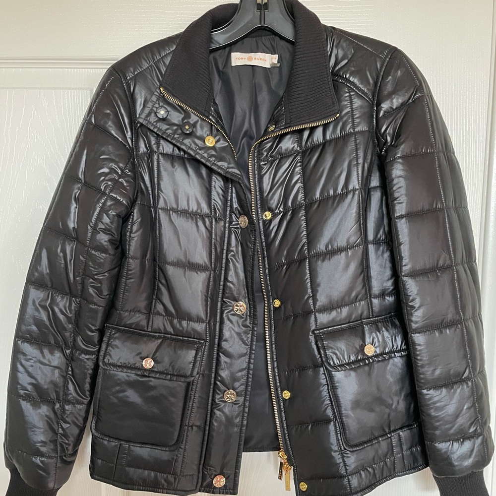 TORY BURCH  (XS)  BEAUTIFUL BLACK PUFFER JACKET